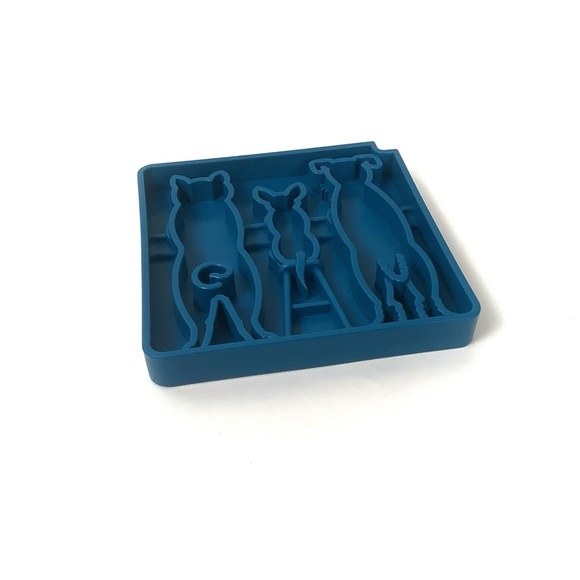 NWT Enrichment slow feed pet dish - Picture 2 of 6